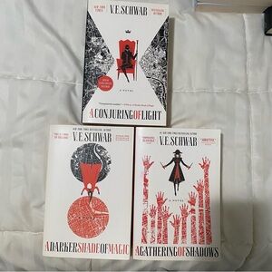 V.E. Schwab Shades of Magic Book Series